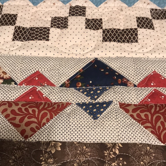 Handmade Vintage Quilt Farmhouse Retro Cottage 😍 - Picture 4 of 10
